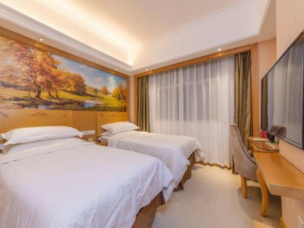 Vienna Classic Hotel Guangdong Yangxi Moon Bay Exterior foto